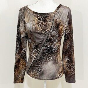 Sno Skins Long Sleeve Pullover Animal Print Bias Cut Top Size S